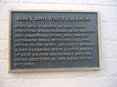 Black and White Cleaners Marker image. Click for full size.