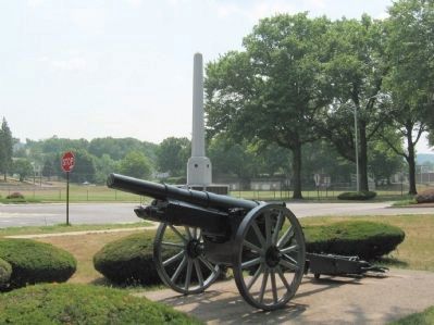 Captured WW I German Howitzer image. Click for full size.