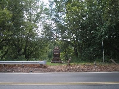 Marker on River Drive image. Click for full size.