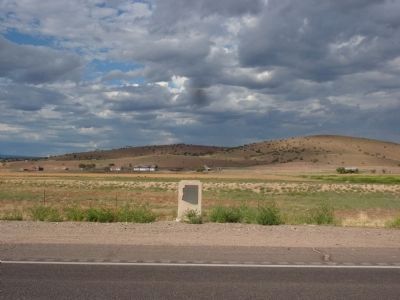 Del Rio Springs Marker - Looking East image. Click for full size.