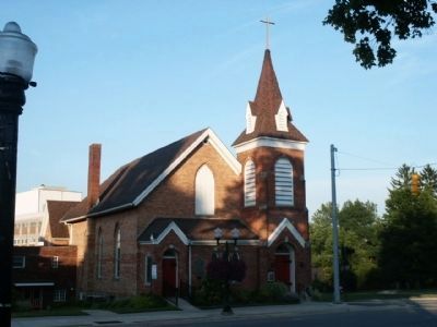 Saint Peter's Episcopal Church and Marker image. Click for full size.
