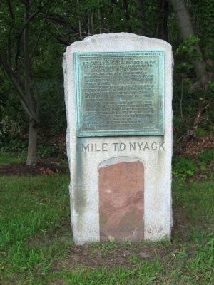 1 Mile To Nyack Marker image. Click for full size.