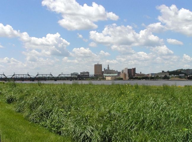Historic Davenport 's skyline today image. Click for full size.