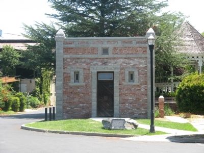 Jamestown Branch Jail and Marker image. Click for full size.