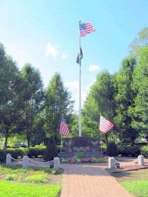 Montvale Veterans Monument image. Click for full size.