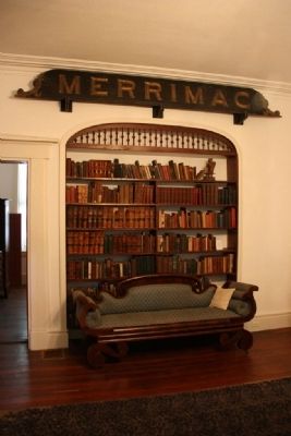 The collier MERRIMAC fantail name plate image. Click for full size.