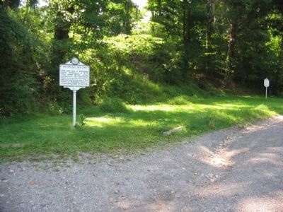 Markers beside the Beverly-Fairmont Pike image. Click for full size.