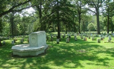 Nearby Memorial in the Veterans' Section. Click for full size. Nearby Memorial in the Veterans' Section image. Click for full size.