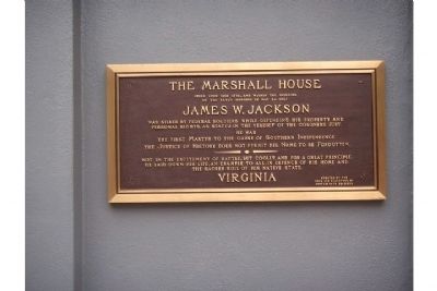 The Marshall House Marker on the Hotel Monaco image. Click for full size.