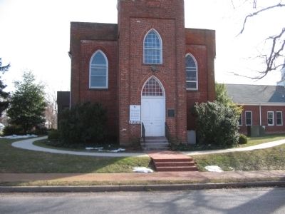 Marker at Front of Church image. Click for full size.