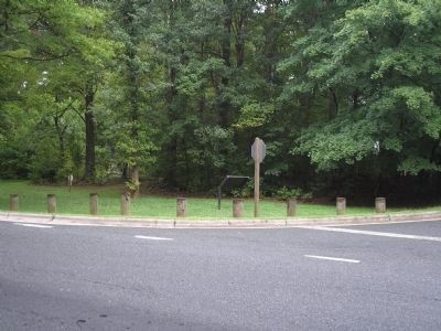 Marker on New Garden Road. Click for full size. Marker on New Garden Road image. Click for full size.