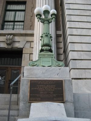 Federal Building NRHP Plaque image. Click for full size.
