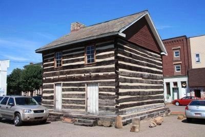 1788 Wells Log House image. Click for full size.