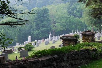 Gravestones near the Memorial. Click for full size. Gravestones near the Memorial image. Click for full size.
