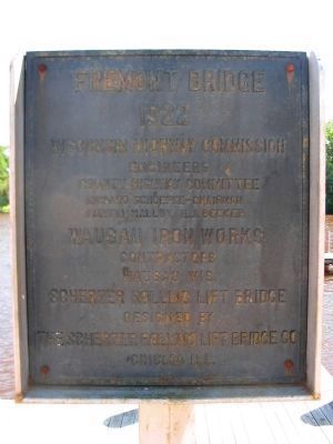 Fremont Bridge 1922 Plaque image. Click for full size.