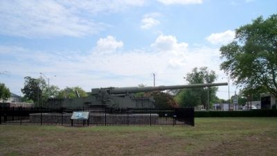 240mm T1 Gun and 280mm T72 Gun Carriage image. Click for full size.