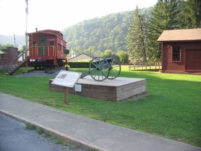 Mountain Howitzer Replica and Marker image. Click for full size.