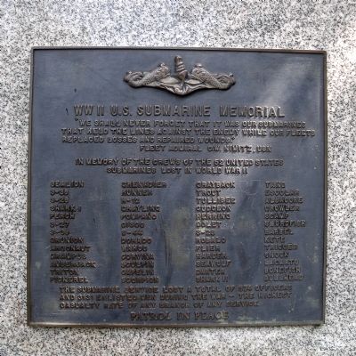WW II U.S. Submarine Memorial. Click for full size. WW II U.S. Submarine Memorial image. Click for full size.