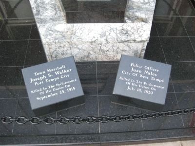 Tampa Police Fallen Officers Memorial image. Click for full size.