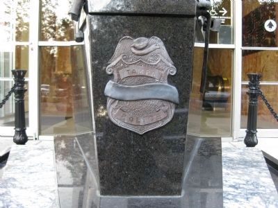 Tampa Police Fallen Officers Memorial image. Click for full size.