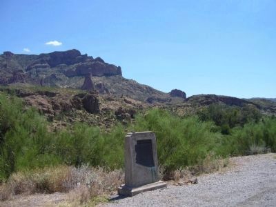 The Marker and Picket Post Mountain image. Click for full size.