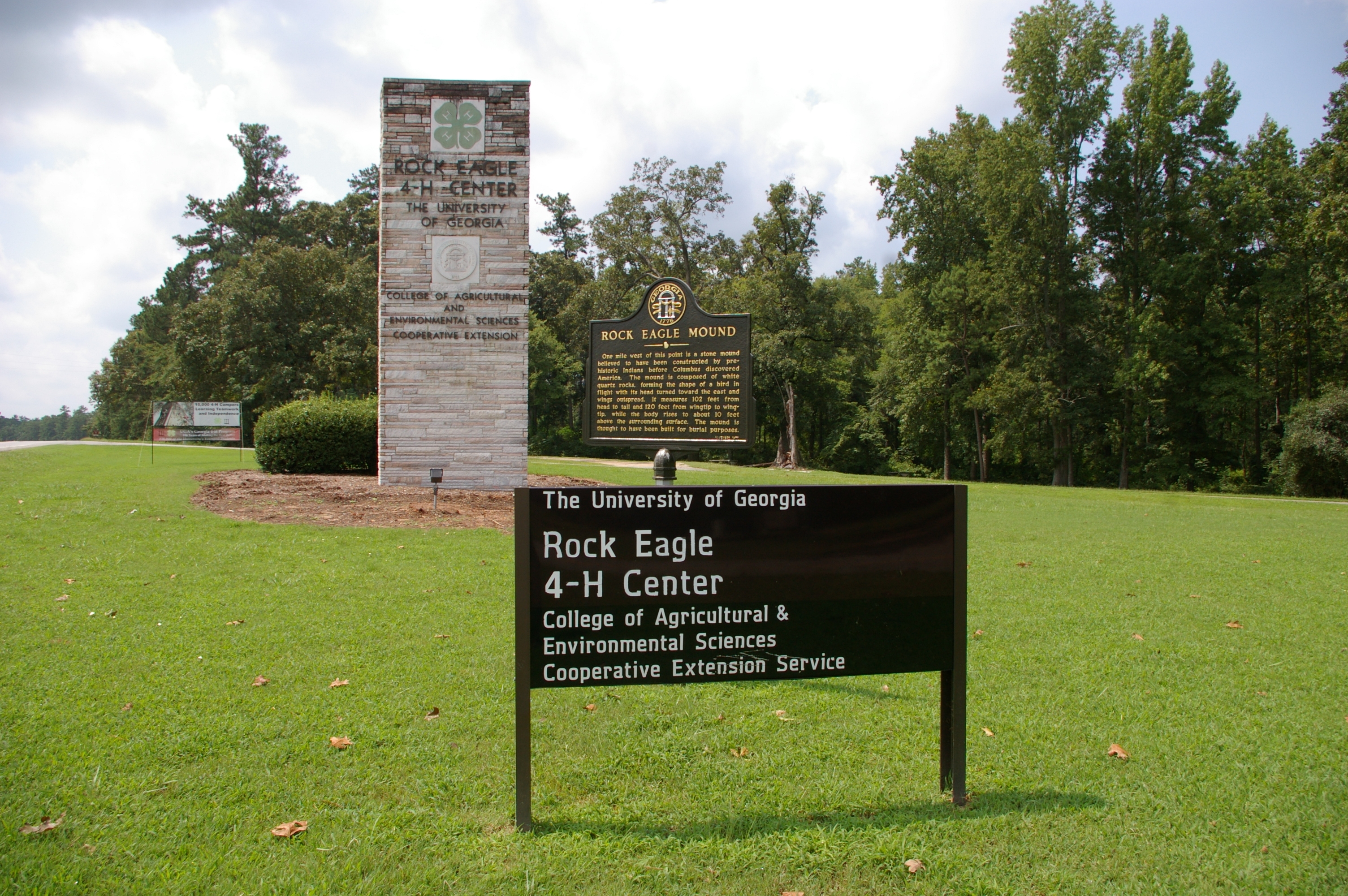 Rock Eagle Mound Marker
