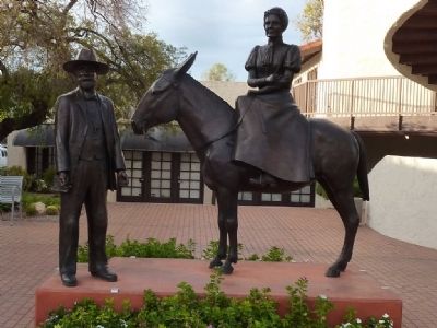 Chaplain Winfield Scott and his Wife Helen Louise Brown Scott Statue image. Click for full size.