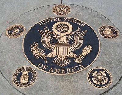 Bond County Veterans Memorial image. Click for full size.