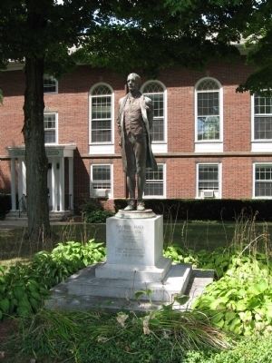 Nathan Hale Statue. Click for full size. Nathan Hale Statue image. Click for full size.