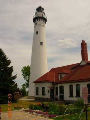The Wind Point Lighthouse image. Click for full size.