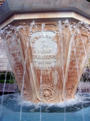 'Pioneer Section' - - General Lafayette - Fountain Marker image. Click for full size.