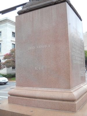 Rear of Monument image. Click for full size.