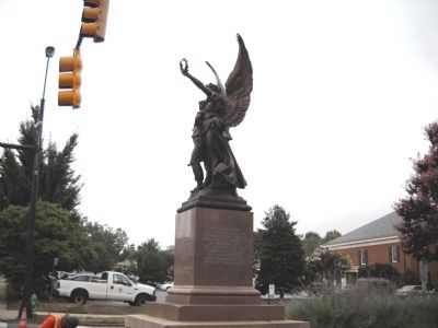 Salisbury Confederate Memorial image. Click for full size.