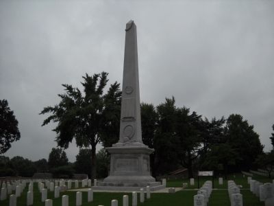 Unknown Soldiers Monument. Click for full size. Unknown Soldiers Monument image. Click for full size.