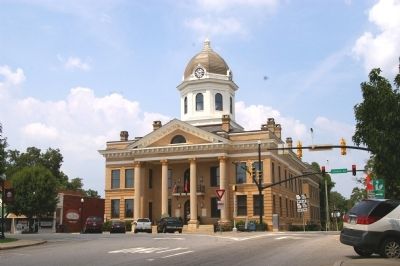 Jasper County Courthouse image. Click for full size.