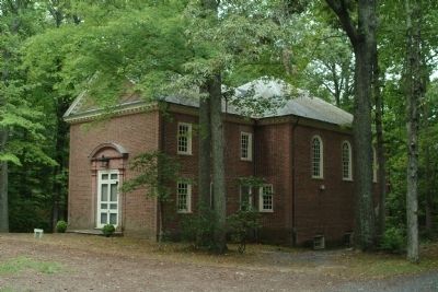 A Private residence to the Left of the Marker image. Click for full size.
