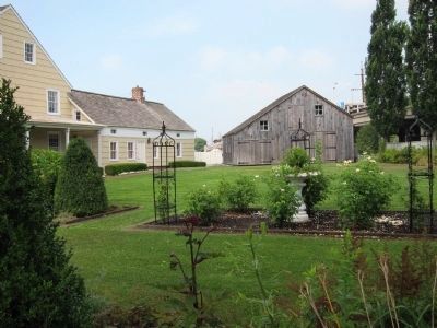 Conklin House - View of side yard image. Click for full size.