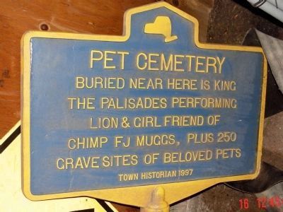 Pet Cemetery Marker image. Click for full size.