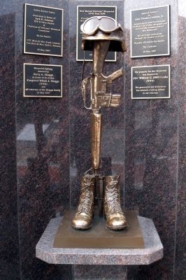 Fallen Soldier Statue image. Click for full size.