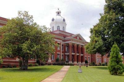 Putnam County Courthouse image. Click for full size.