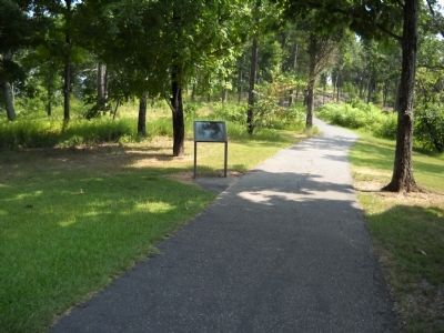 Marker on the Battlefield Trail. Click for full size. Marker on the Battlefield Trail image. Click for full size.
