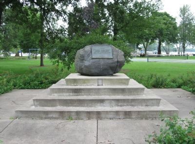 Nicolet Monument image. Click for full size.