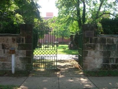 Masonic Cemetery Gates image. Click for full size.