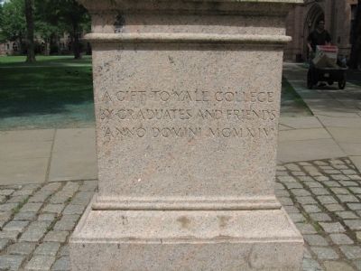 Nathan Hale Statue Pedestal image. Click for full size.