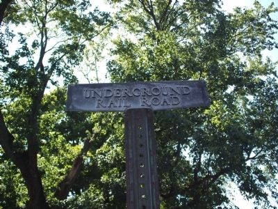 Small Marker - Underground Railroad image. Click for full size.