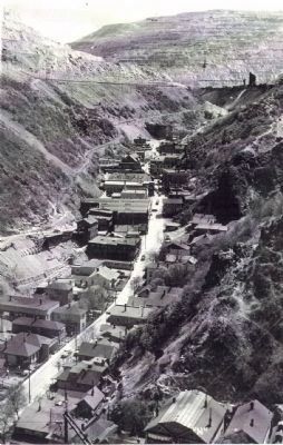 Upper Main Street of Bingham Canyon image. Click for full size.