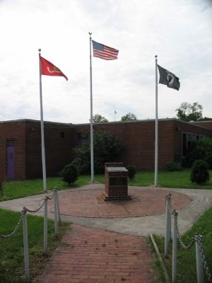 Locust Point Veterans Memorial image. Click for full size.