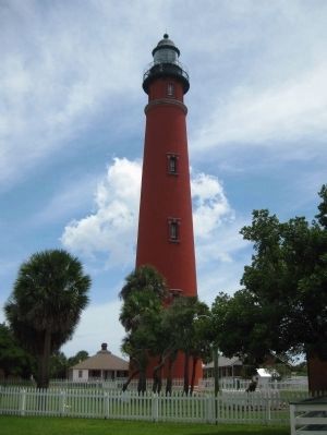Ponce de Leon Inlet Lighthouse. Click for full size. Ponce de Leon Inlet Lighthouse image. Click for full size.