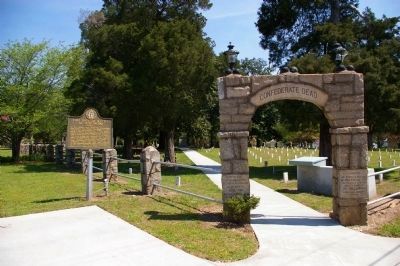 Two Days of Battle at Jonesboro Marker and Confederate Cemetery Entrance image. Click for full size.