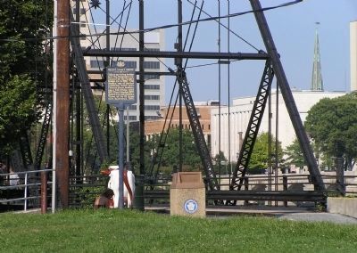 Wide view of the Walnut Street Bridge Marker image. Click for full size.